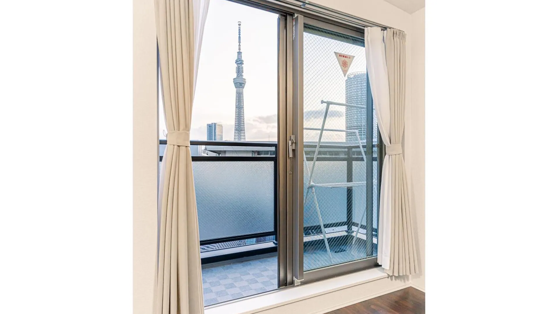 Zaito Tokyo Pretic Hikifune 0*,  日本