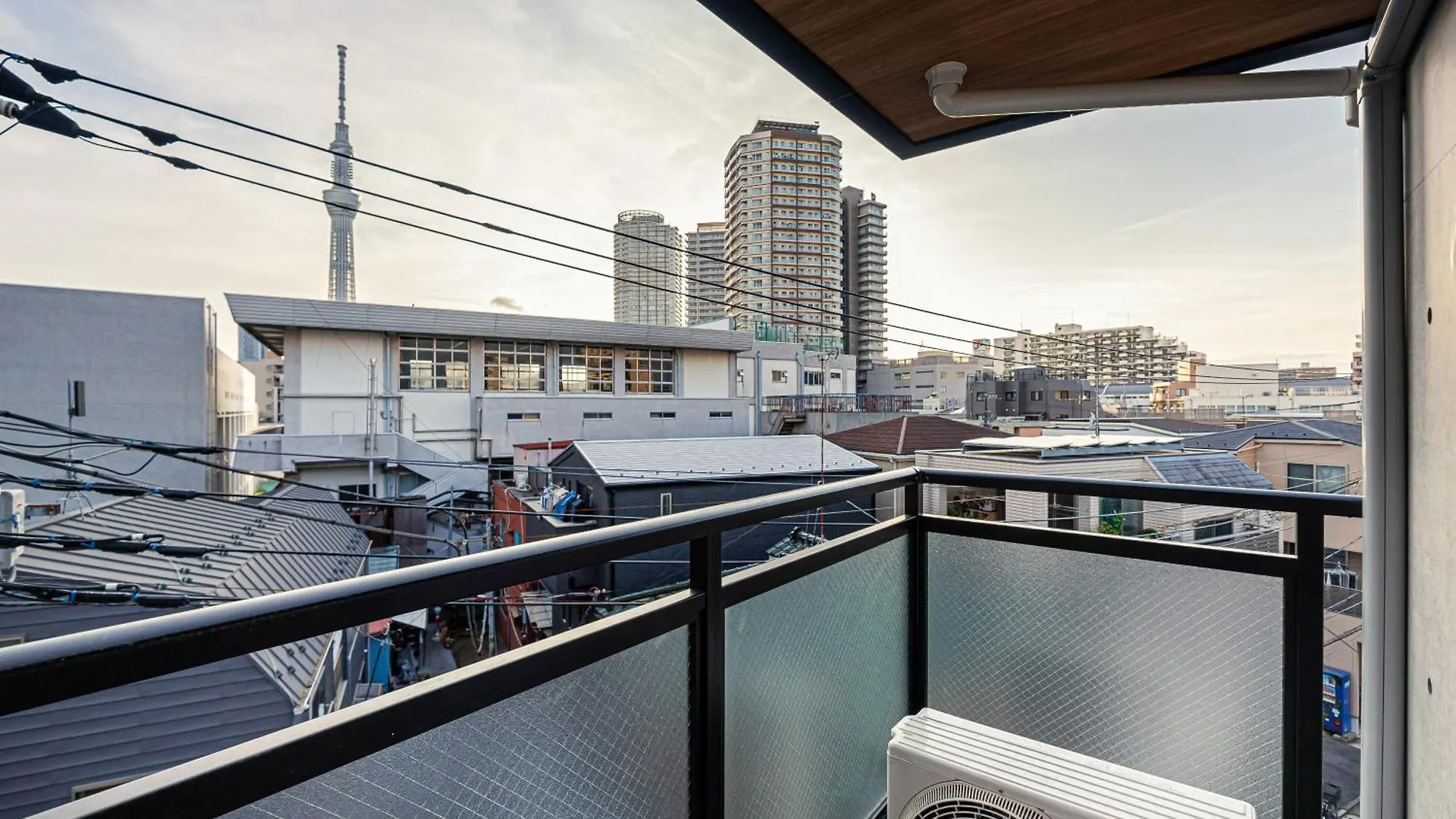 Apartment Zaito Tokyo Pretic Hikifune Japan